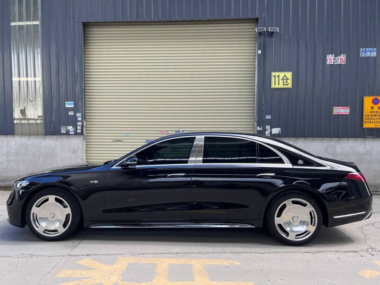 Mercedes-Benz S450L 4Matic Side View