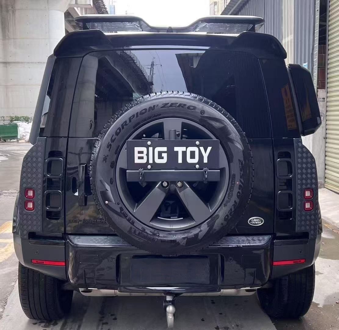 Land Rover Defender 90 3.0T 400Hp 4WD 2022 Interior