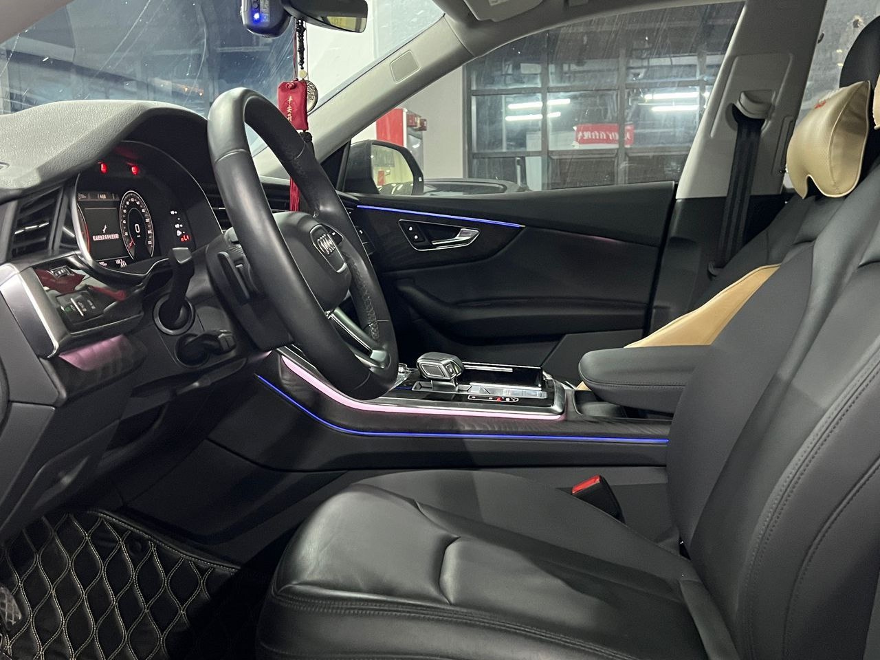 Audi Q8 55TFSI Luxury Dynamic Edition 2020 Rear View