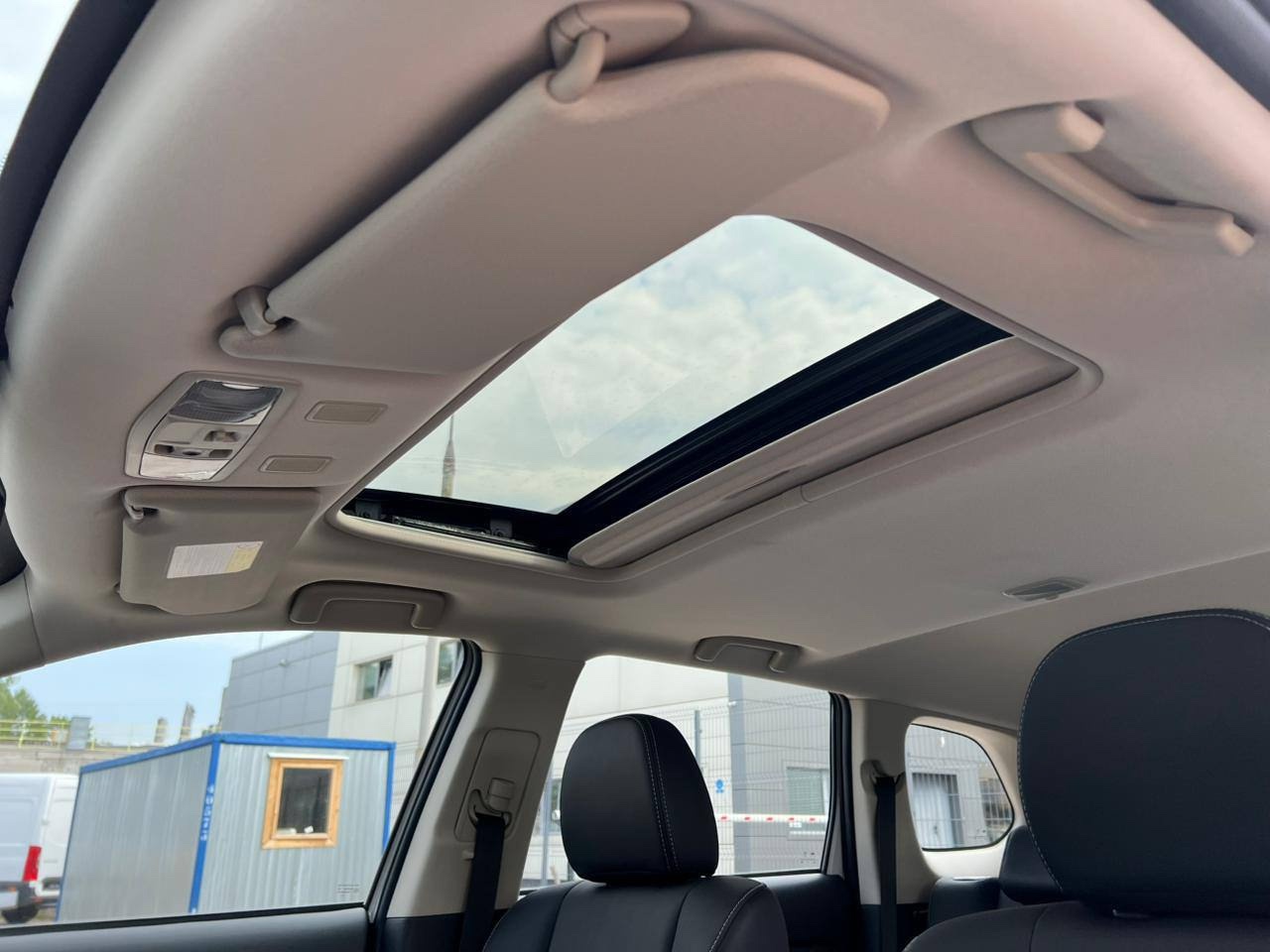 Mitsubishi Outlander 2.4 4WD 2022 Seats