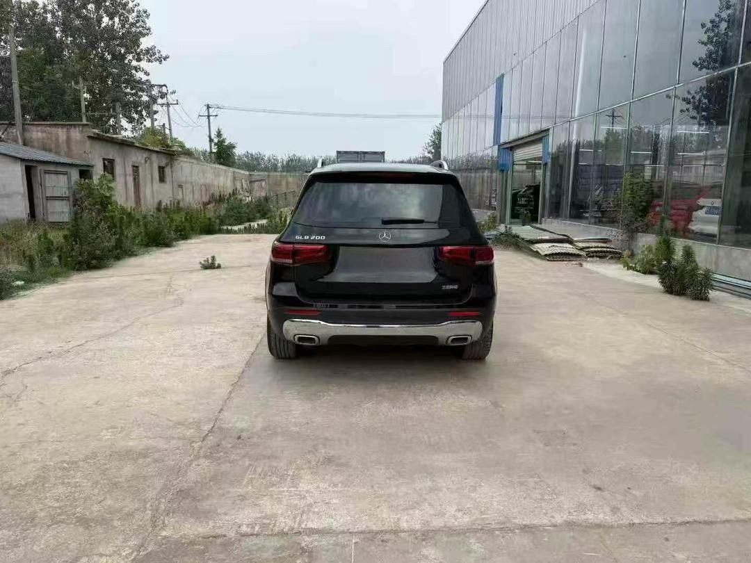 Mercedes-Benz GLB200 Fashion 2022 Interior