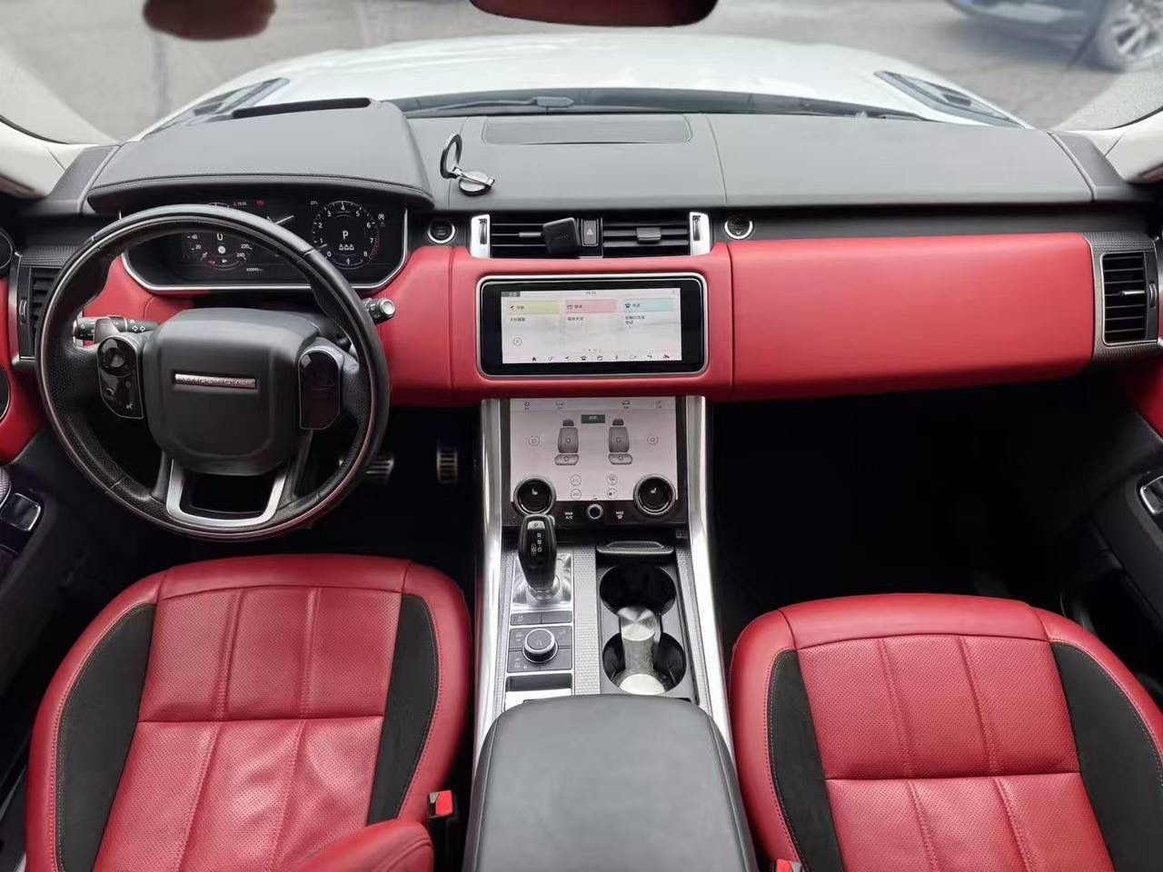 Range Rover Sport 3.0T 360HP 2022 Interior Detail