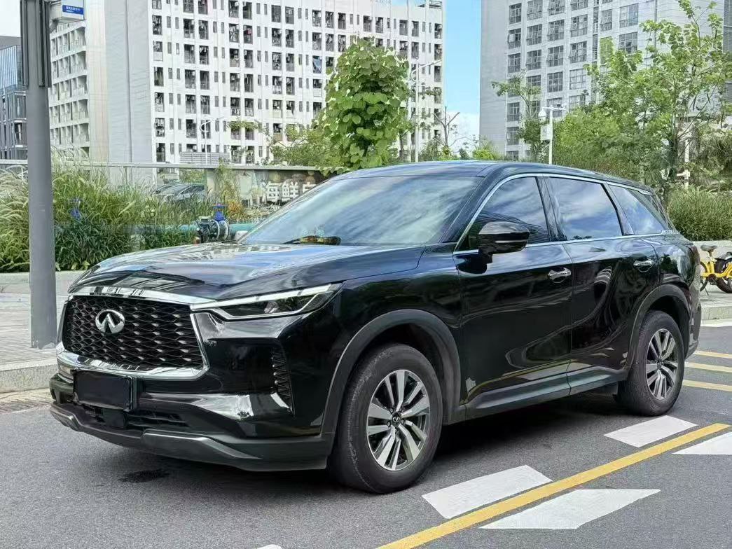 Infiniti QX60 Comfort Edition 2023 Side View