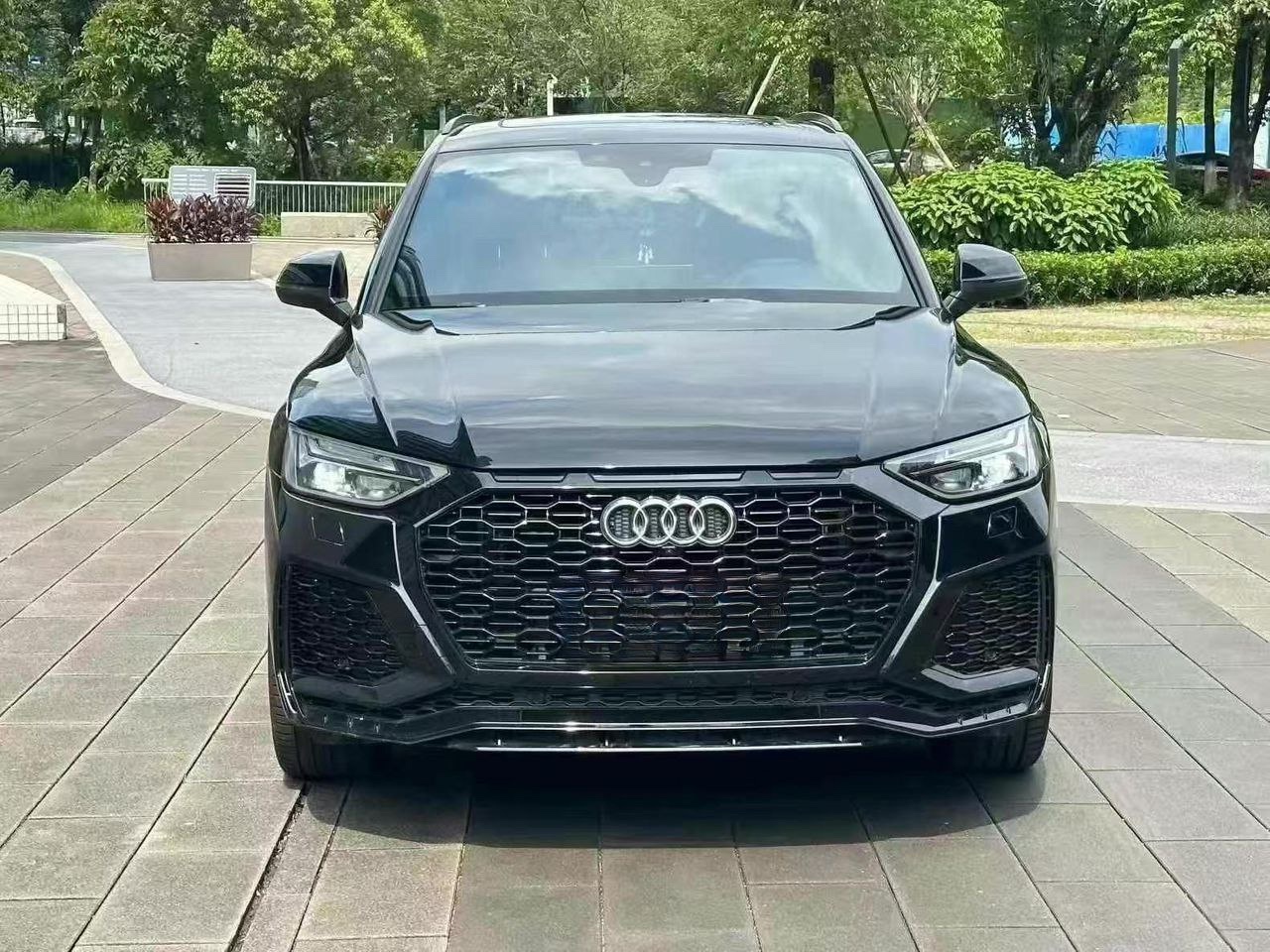 Audi Q5 45T Premium Dynamic Front View