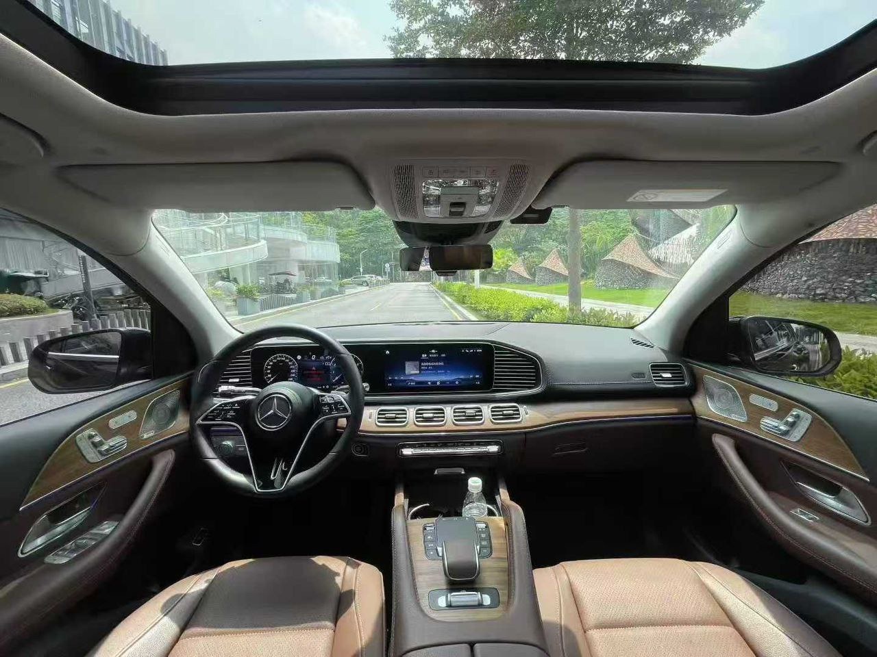 Mercedes-Benz GLE450 4Matic 2023 Dashboard