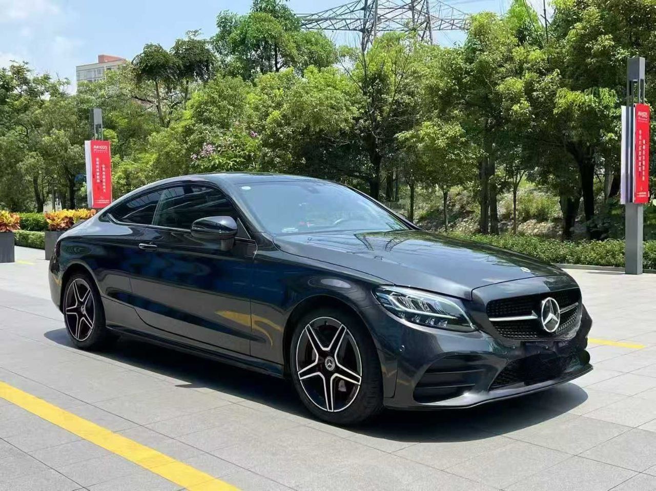 Mercedes-Benz C260L Coupe 2022