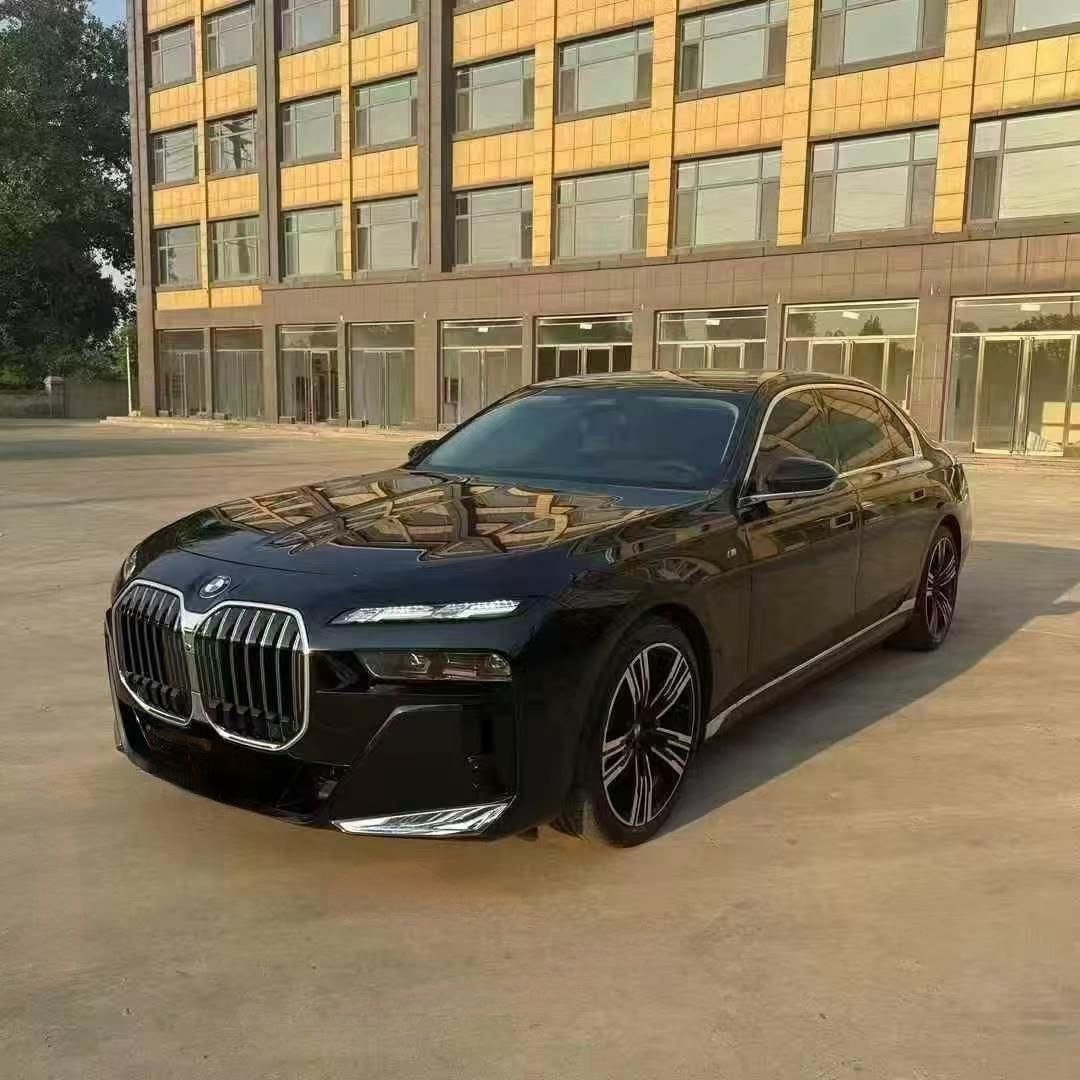 BMW 740Li Highest Configuration 2024 Side View