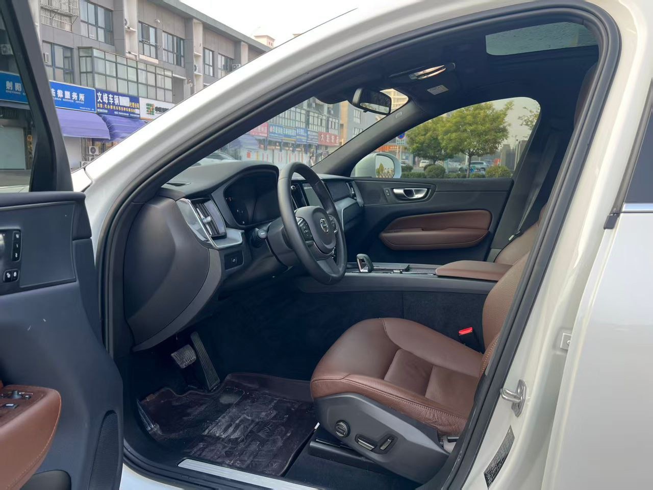 Volvo XC60 2.0T 4WD 2022 Engine