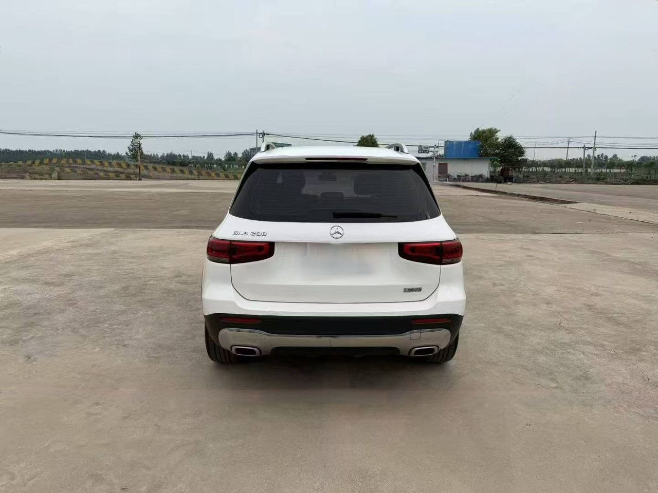 Mercedes-Benz GLB200 Fashion 2022 Rear View